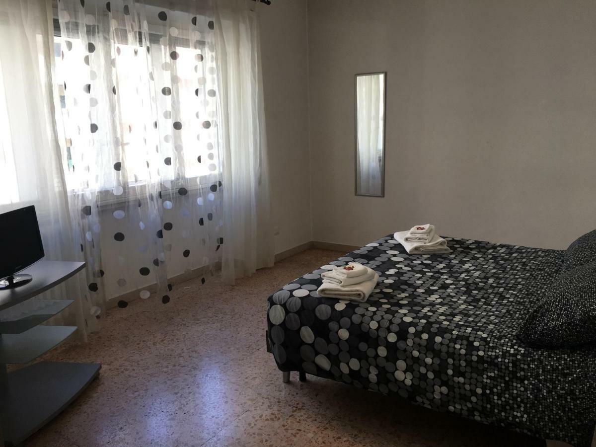 Casa Vacanze Kokoroma Cipro Al Vaticano Eksteriør billede